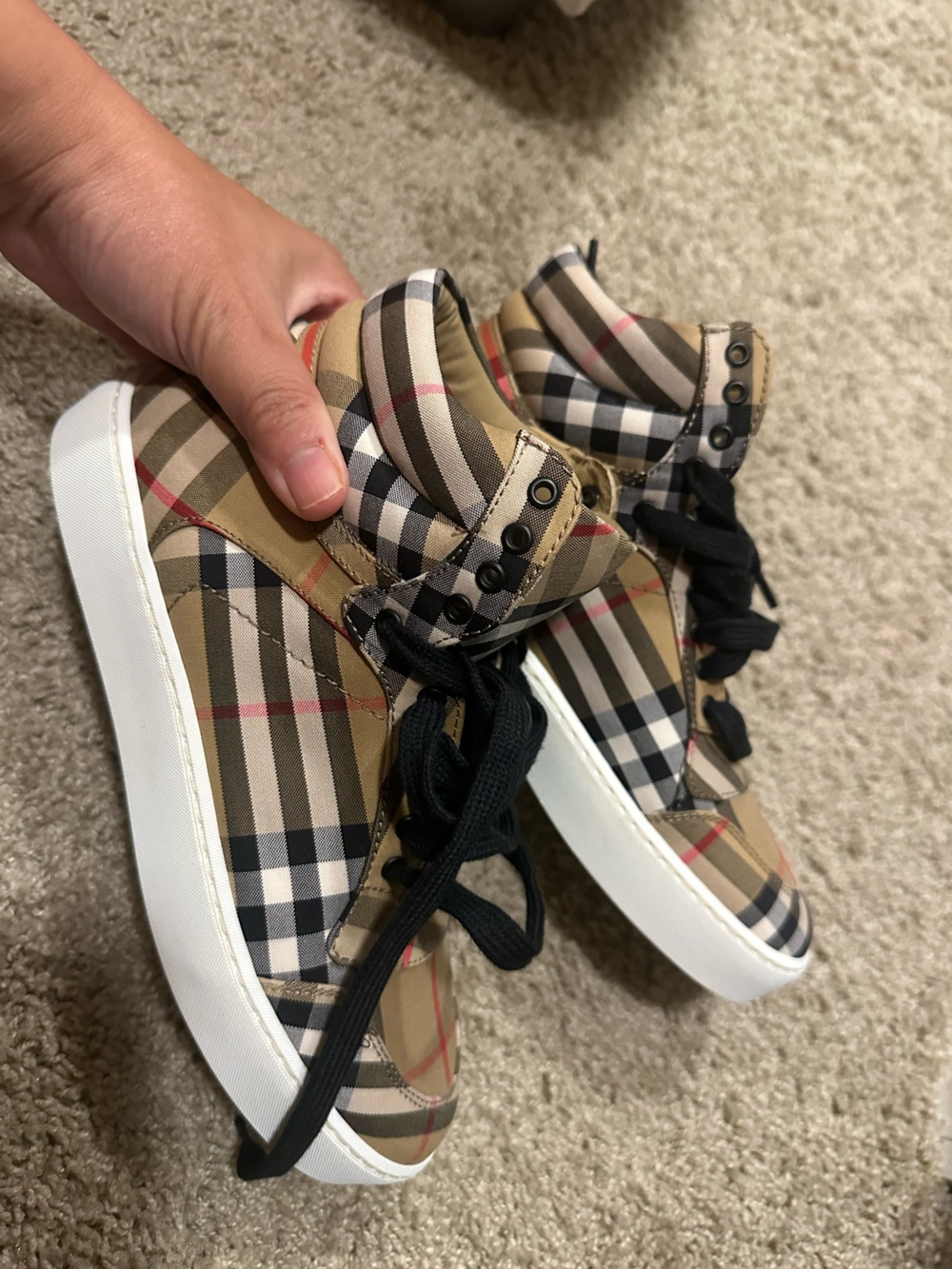 NEW- authentic Burberry Plaid Sneakers size36